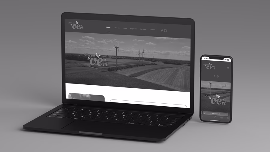 Ein schwarz weiß Foto von einem Smartphone und einem Laptop, auf dem Bildschirm ist die Website von Alles vor Oert e.V. zu sehen.